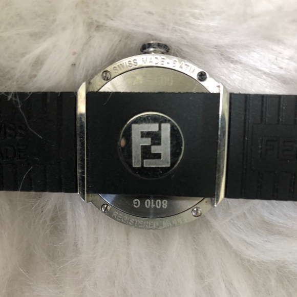 Designer Fendi Bussola Bubble Watch 7.5" 8010G Swiss Made Silicon Stra - Picture 9 of 11
